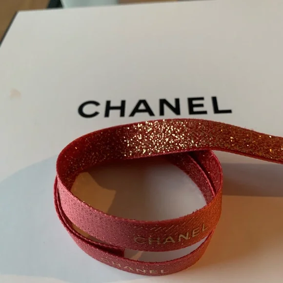100% Genuine Chanel Ribbon dark Pink & gold 2 Yards 6 feet 72 inches - Picture 8 of 9
